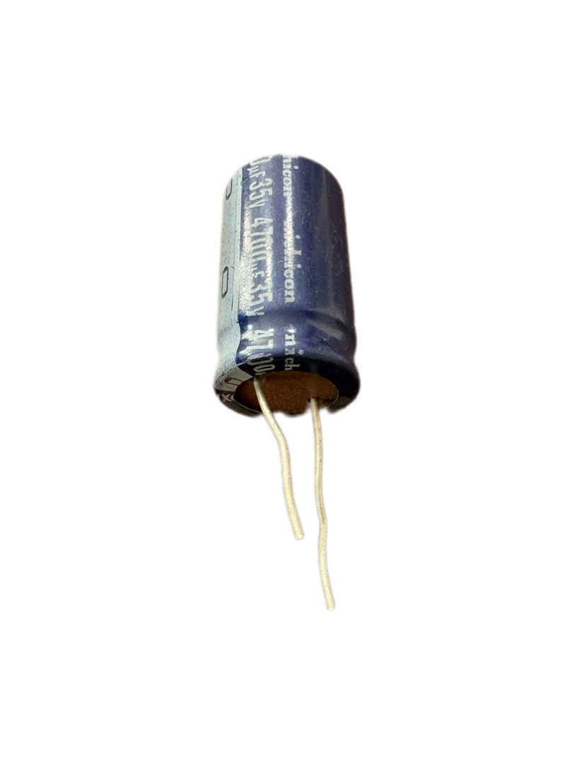 4700uF/35V خازن الکترولیتی -2